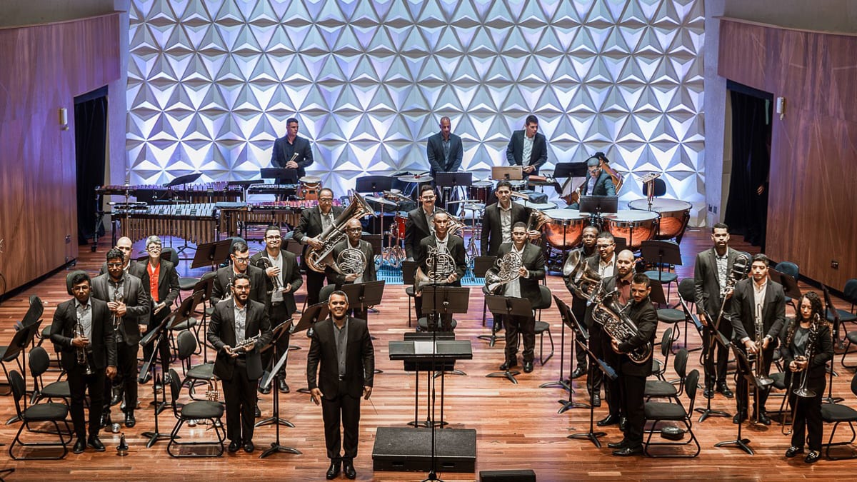 Rio Brass Band faz concerto gratuito na Igreja de São Francisco de Paula, no Centro do Rio