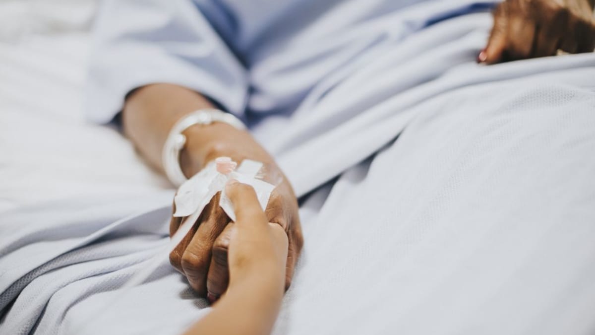 Porfiria: entenda a doença rara que pode provocar dor intensa, convulsões e risco de morte