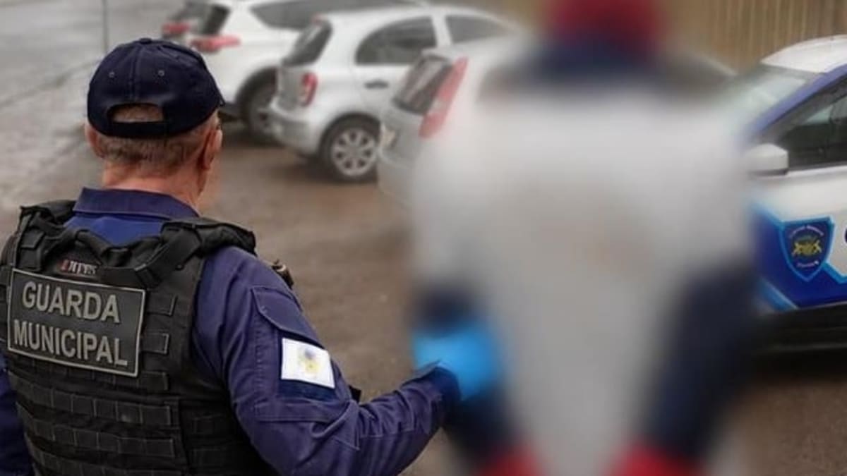 Guarda Municipal captura dois foragidos em ações no bairro Primeiro de Maio e na Praça Dante Alighieri