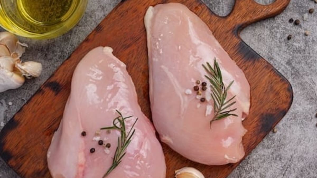 Vendas de carne de frango recuam em junho, mas expectativa para julho é positiva