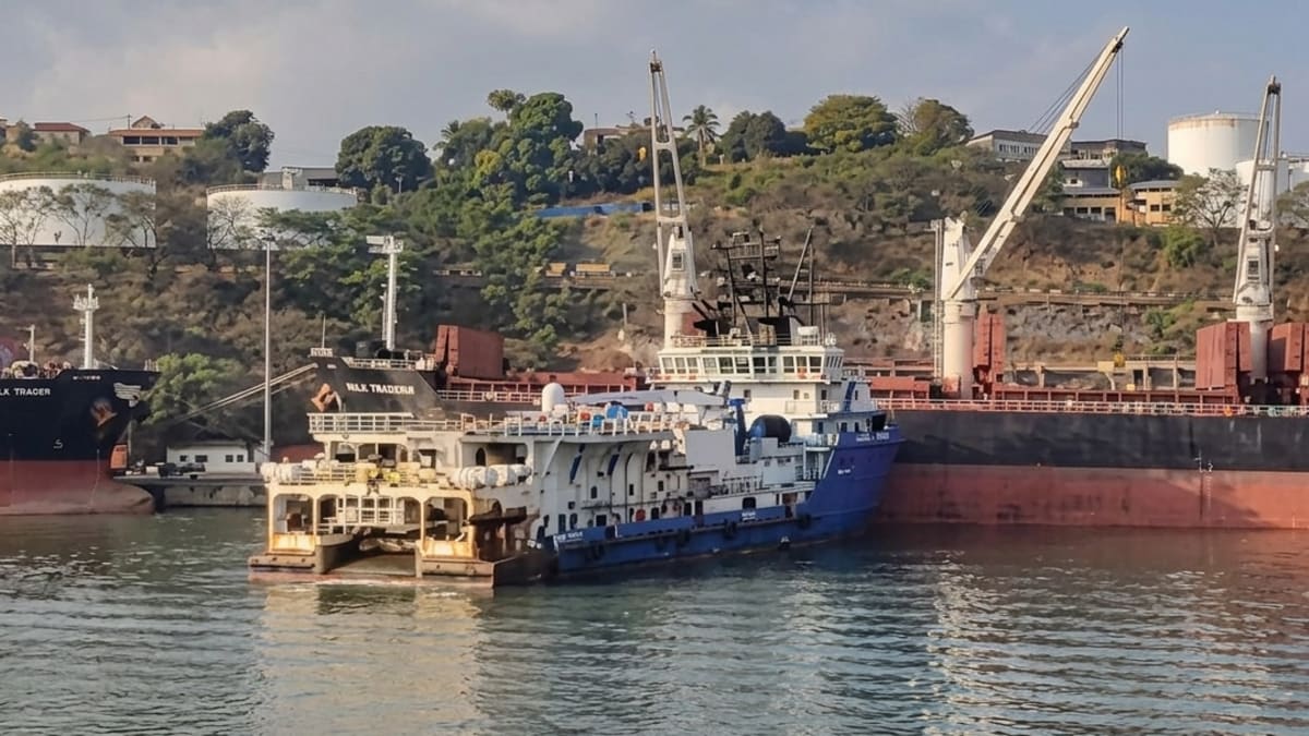 Pane técnica provoca colisão entre navios no Porto de Vitória sem feridos