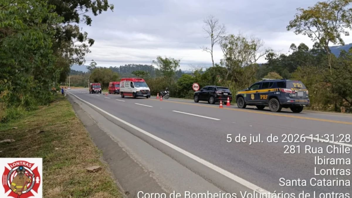 Acidente na BR-470 em Lontras deixa quatro feridos