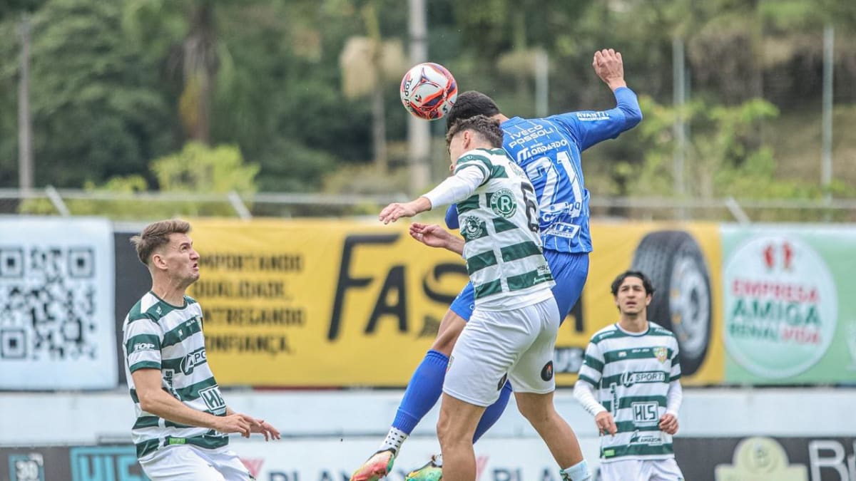 Caravaggio sofre virada nos acréscimos contra Metropolitano em Blumenau