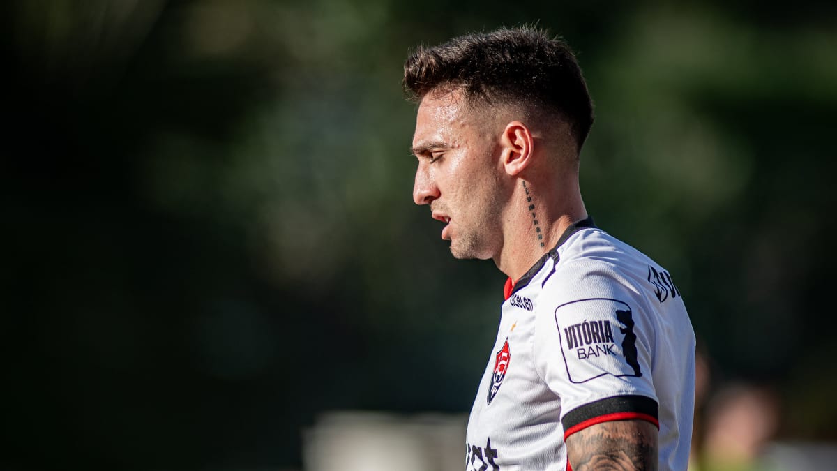Mirassol avança na contratação do atacante Gustavo Silva, ex-Vitória