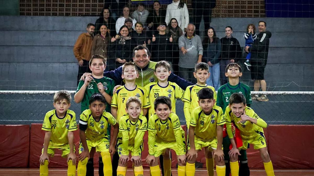 Equipe de Jaraguá do Sul avança invicta às semifinais do Estadual Sub-10 de Futsal