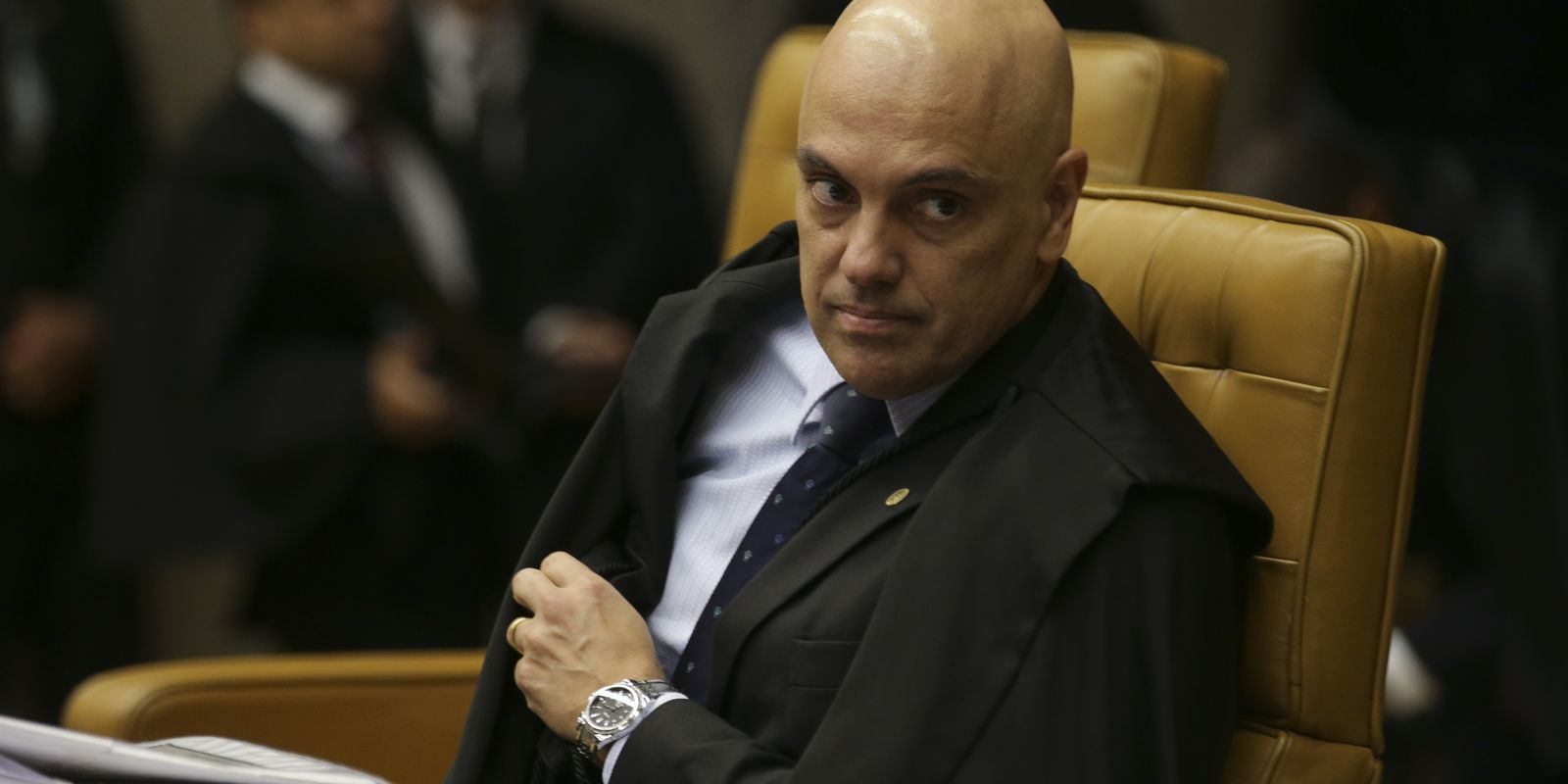 Ministro do STF cobra explicações sobre pagamentos irregulares a magistrados