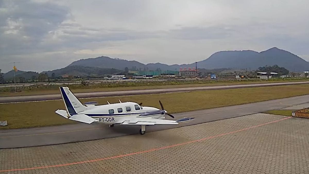 Aeronave cai próxima ao Aeroporto de Navegantes e vítimas são resgatadas com vida