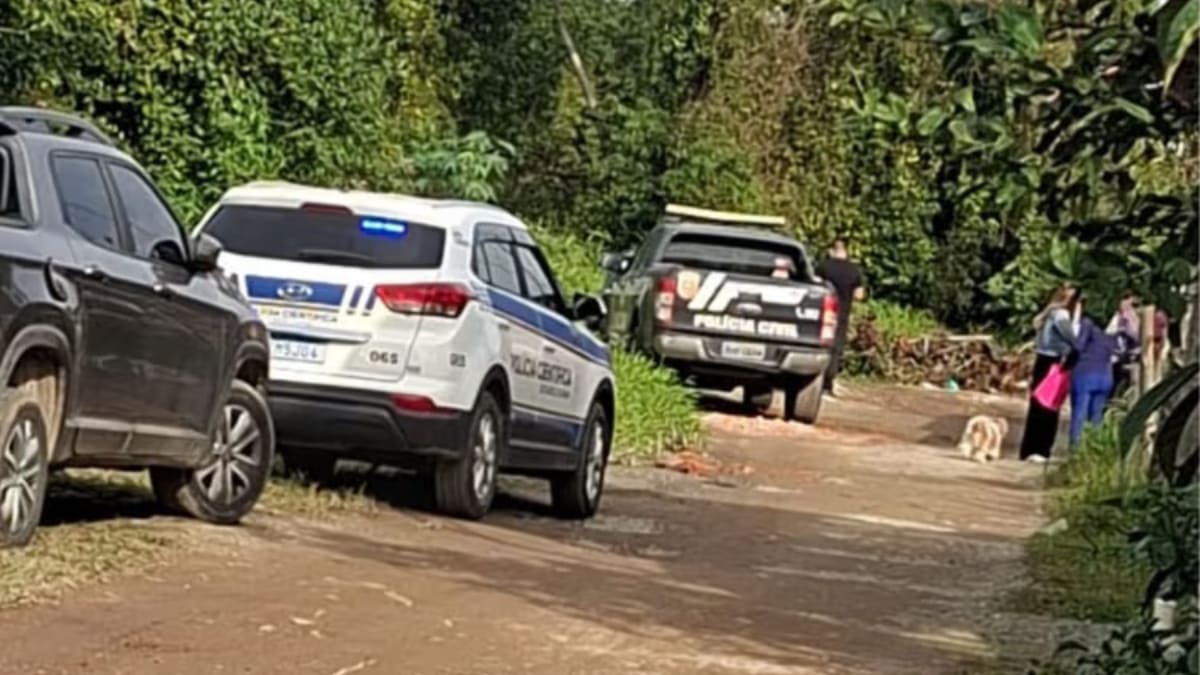 Homem é encontrado morto em área de vegetação na Rua do Grau, em Balneário Camboriú