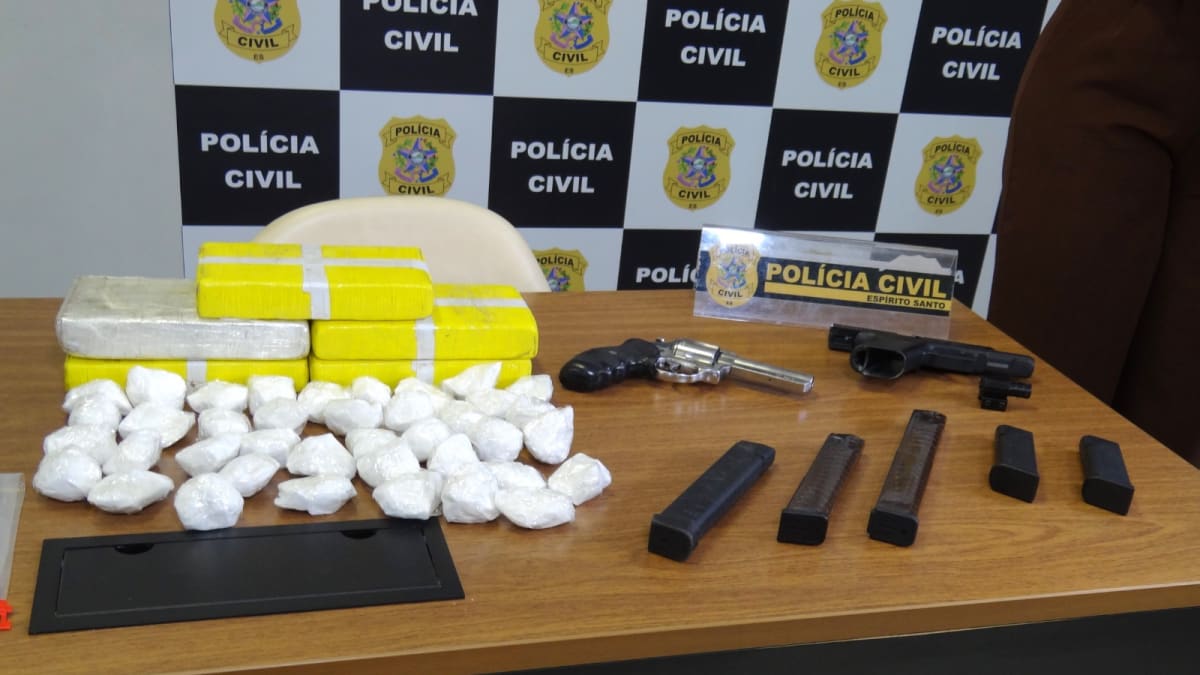 Polícia prende dois homens e apreende cocaína de alta pureza em Guarapari e Vila Velha