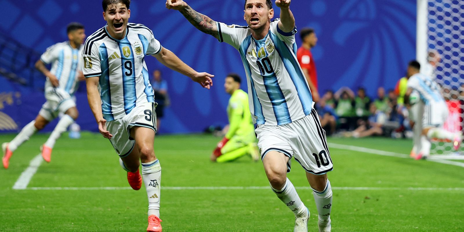 Argentina vence Egito e avança às quartas da Copa do Mundo