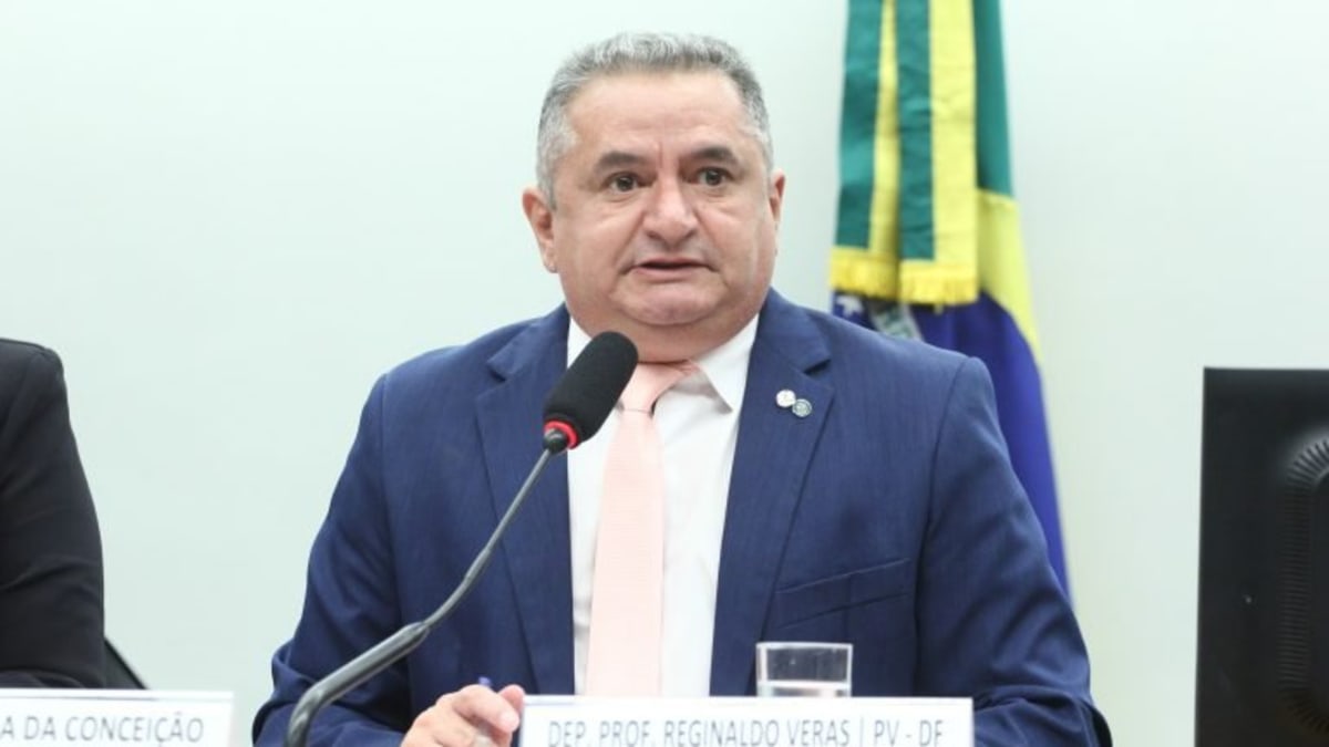 Câmara dos Deputados aprova projeto que garante consultas odontológicas anuais pelo SUS a beneficiários de programas sociais e estudantes