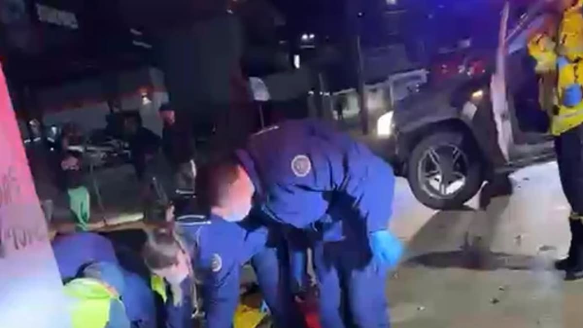 Motociclista e caroneira ficam feridos em colisão no bairro Canoas, Rio do Sul