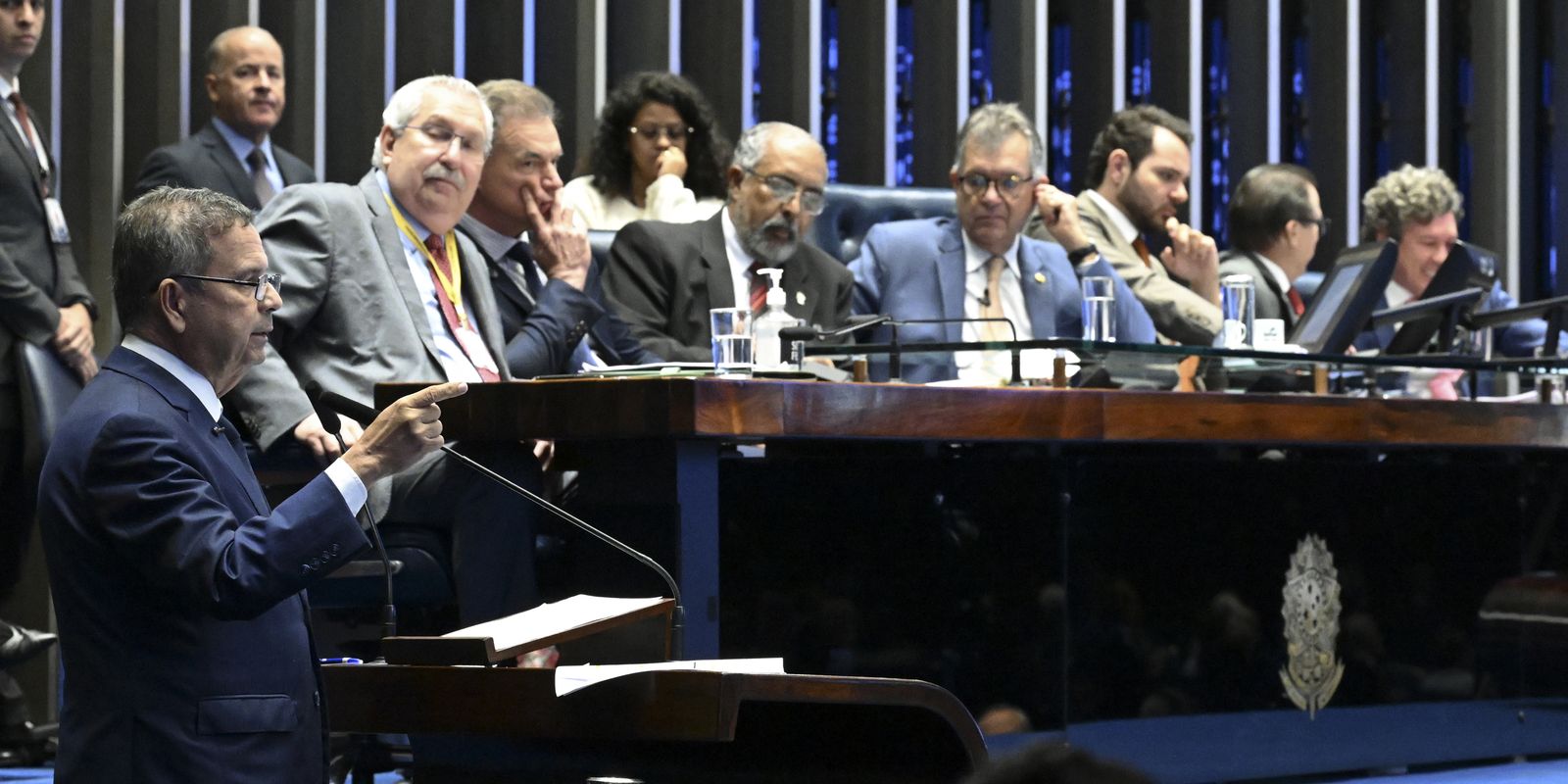 Senado aprova transferências automáticas de pensão alimentícia e endurece
