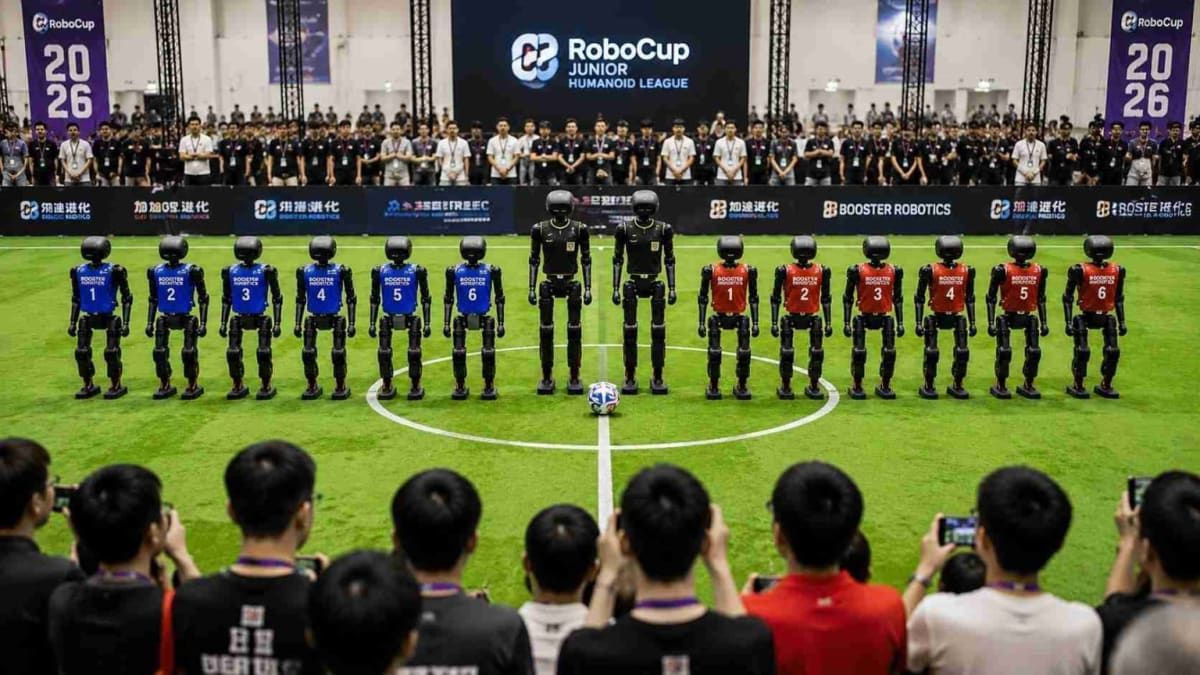 Robôs humanoides disputam partidas autônomas de futebol na RoboCup 2026, impulsionando avanços tecnológicos