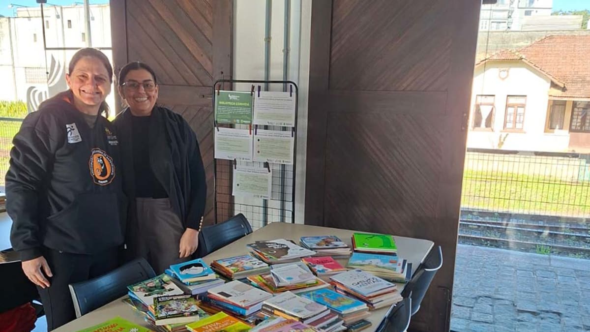 Evento de basquete em Jaraguá do Sul arrecada livros para biblioteca municipal