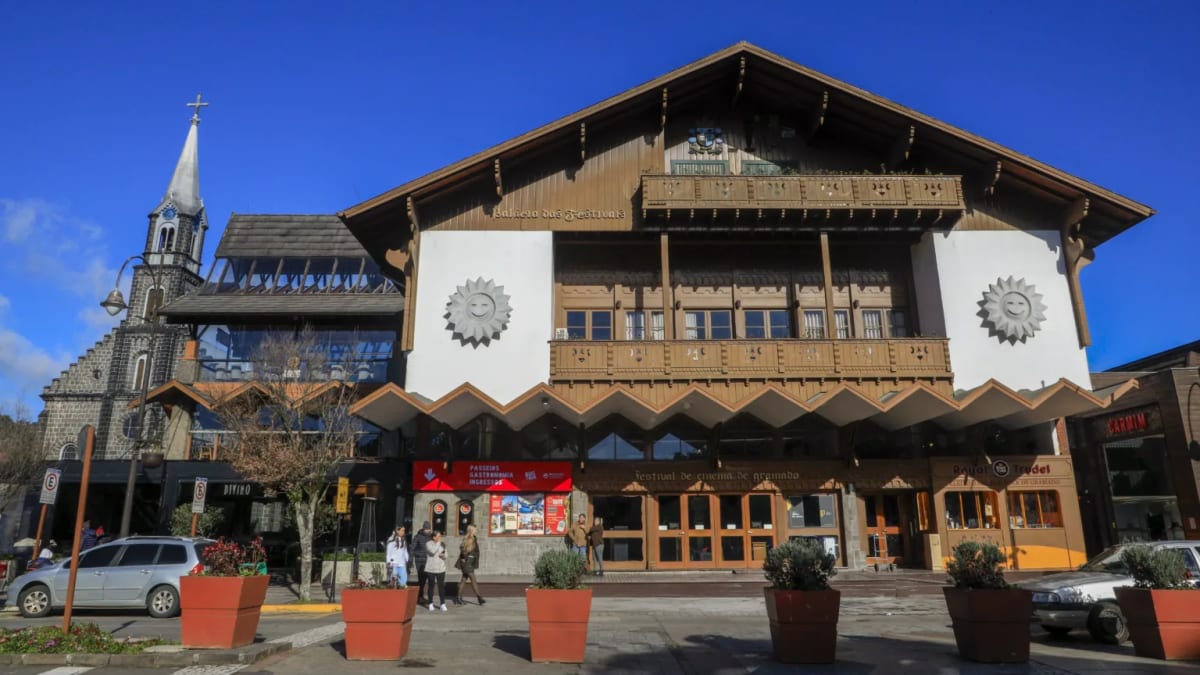 Festival de Cinema de Gramado anuncia seis longas brasileiros para mostra competitiva da 54ª edição
