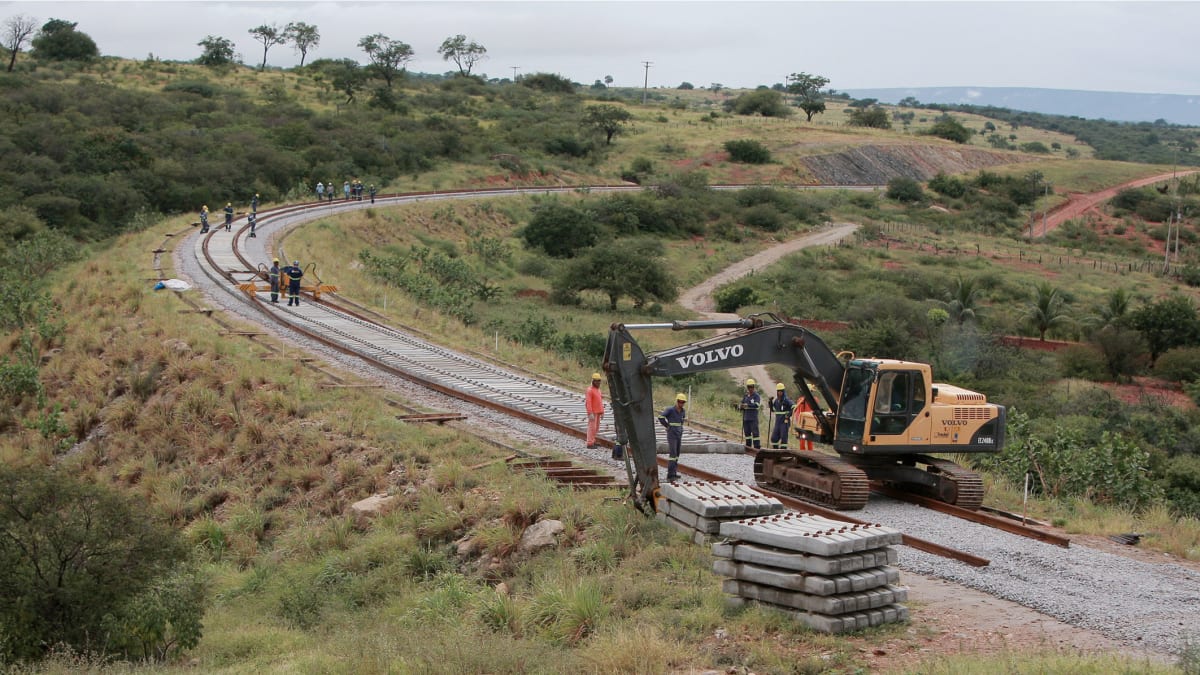 Grupo Mota-Engil assume obras da Fiol 1 com investimento de R$ 7 bilhões para conclusão do trecho na Bahia