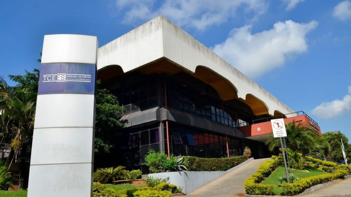 Tribunal de Contas reprova contas do Fundo Municipal de Saúde Pedro Canário e multa gestor em R$ 1 mil