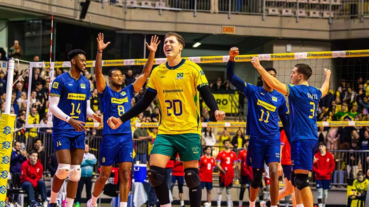 Brasil vence Chile em amistoso de vôlei na Arena Jaraguá, SC