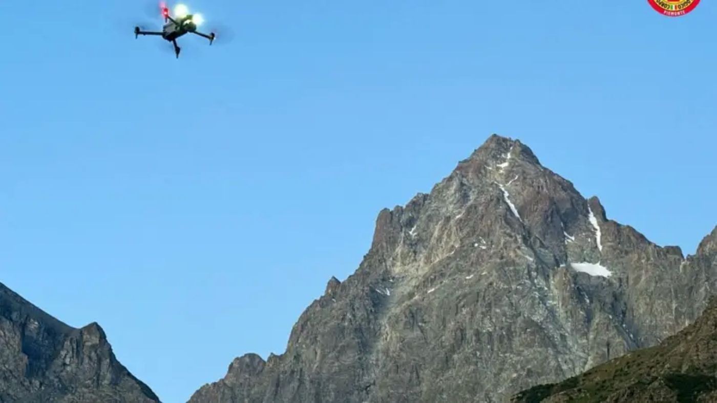 Busca por alpinista desaparecido no Piemonte utiliza drones e inteligência artificial