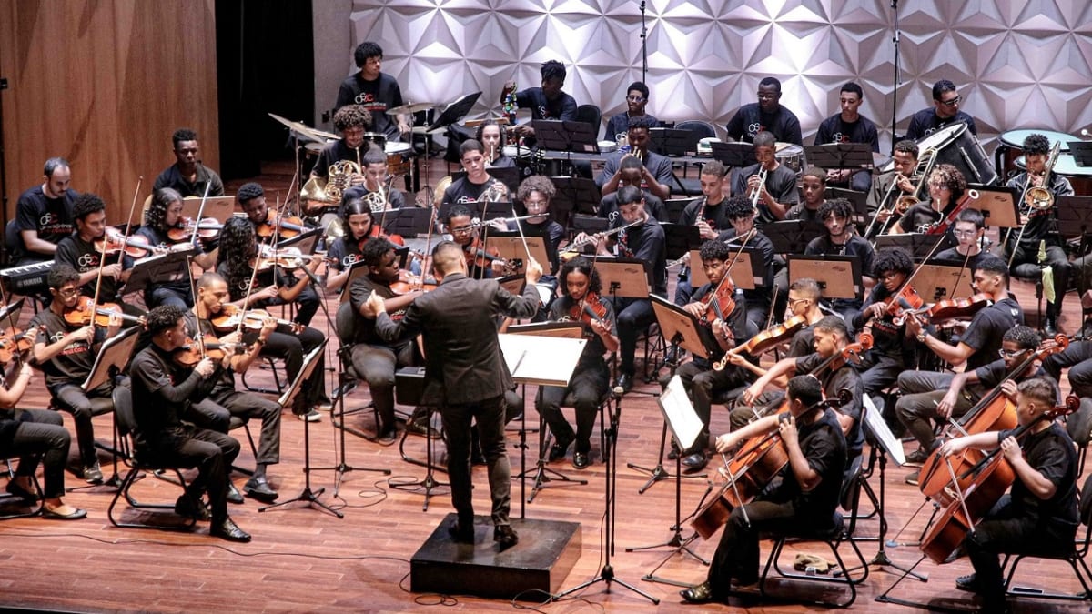 Clássicos do Queen ganham versão orquestrada no Teatro João Caetano, no Rio