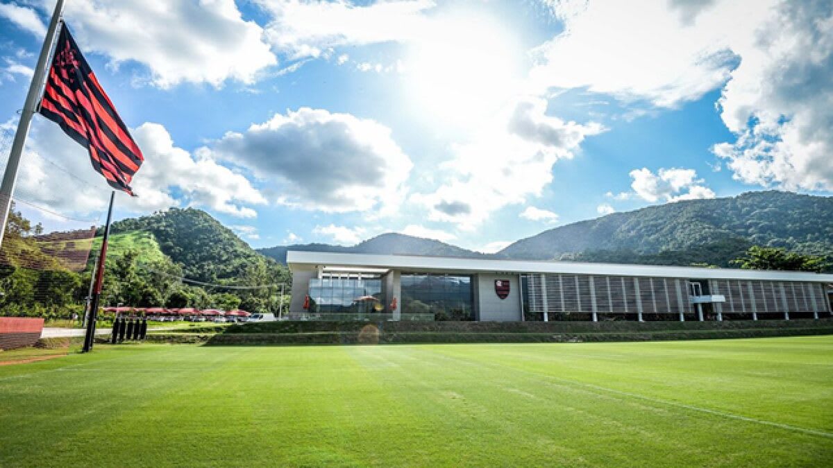 Rio de Janeiro recebe primeira partida oficial da principal liga de futebol americano dos EUA
