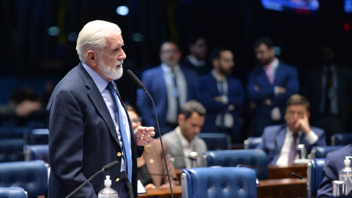 Ex-governador da Bahia afirma que decisão sobre suplentes na chapa ainda não foi definida