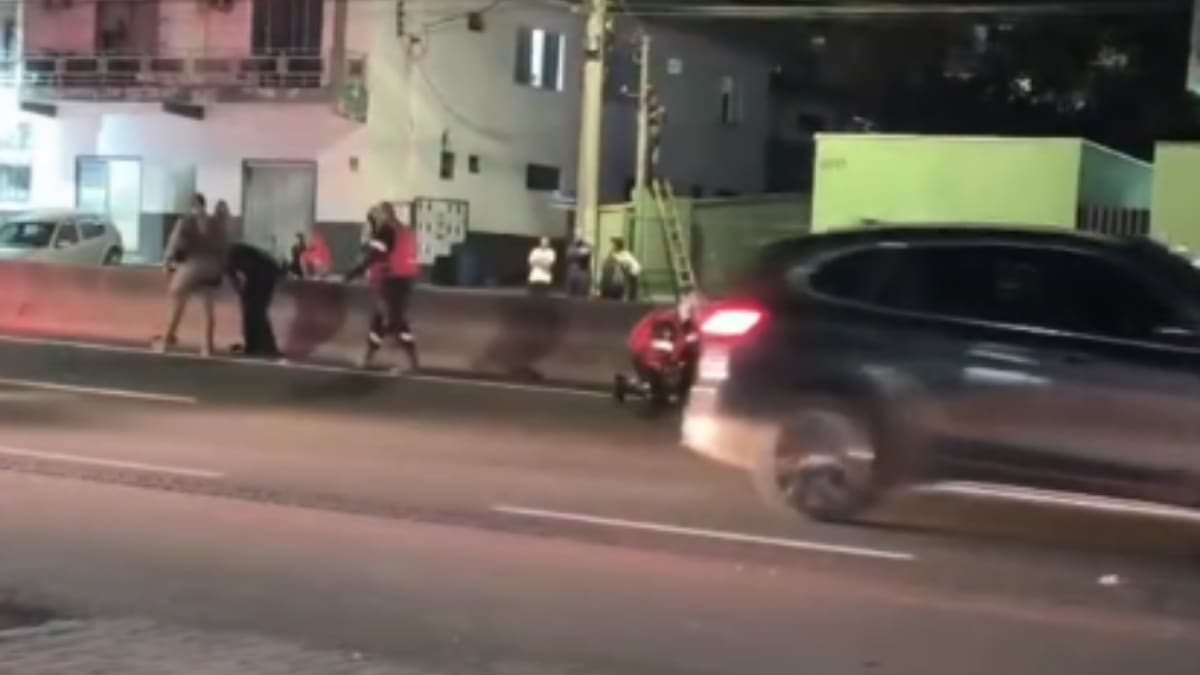 Acidente envolvendo motocicleta e carro deixa homem ferido próximo ao Morro do Bruno