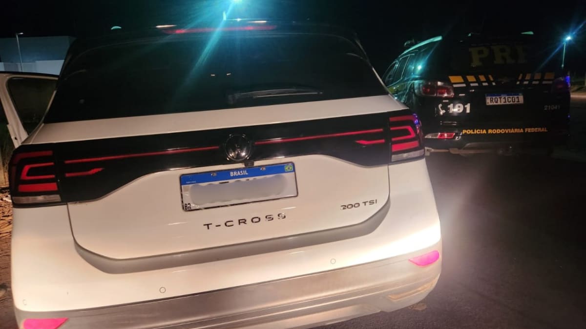 Homem é preso em Itapemirim por dirigir veículo roubado com placas adulteradas