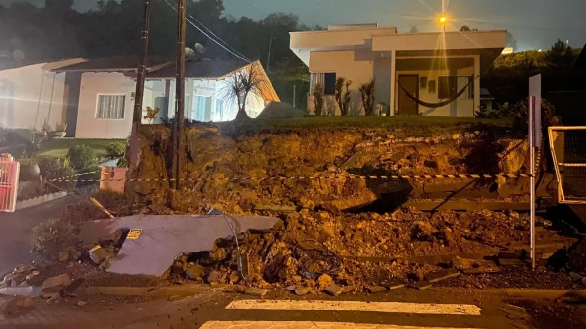 Muro de residência desaba em Ituporanga após fortes chuvas