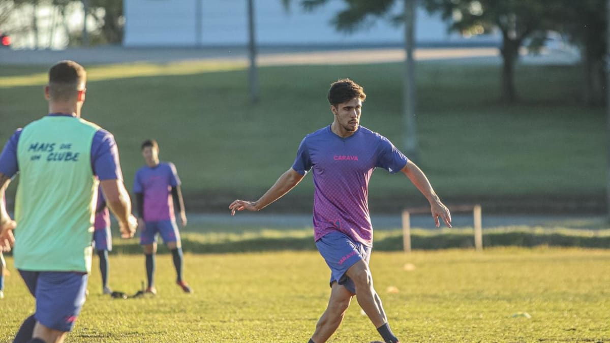 Caravaggio busca vitória contra Jaraguá na Série B do Catarinense