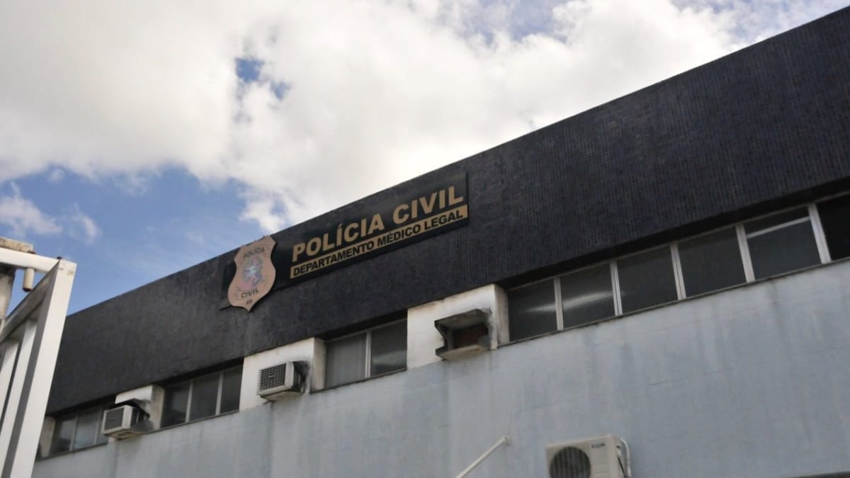 Homem morre após perder controle de moto e bater contra muro em Cariacica