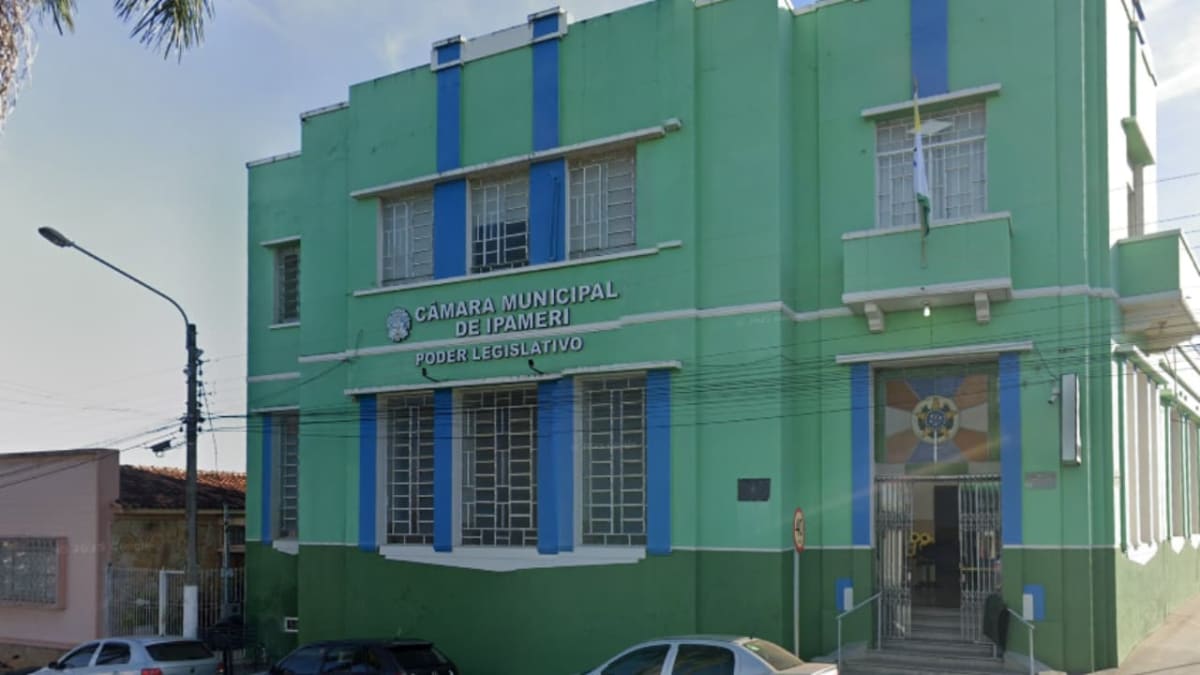 Concurso da Câmara de Ipameri abre inscrições com salários de até R$ 8,5 mil