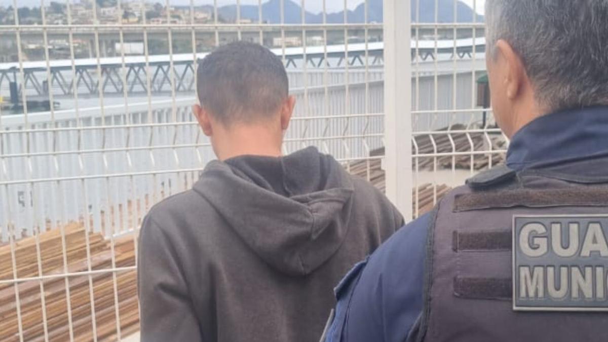 Foragido da Justiça por assaltos em Minas Gerais é preso na Rodoviária de Vitória