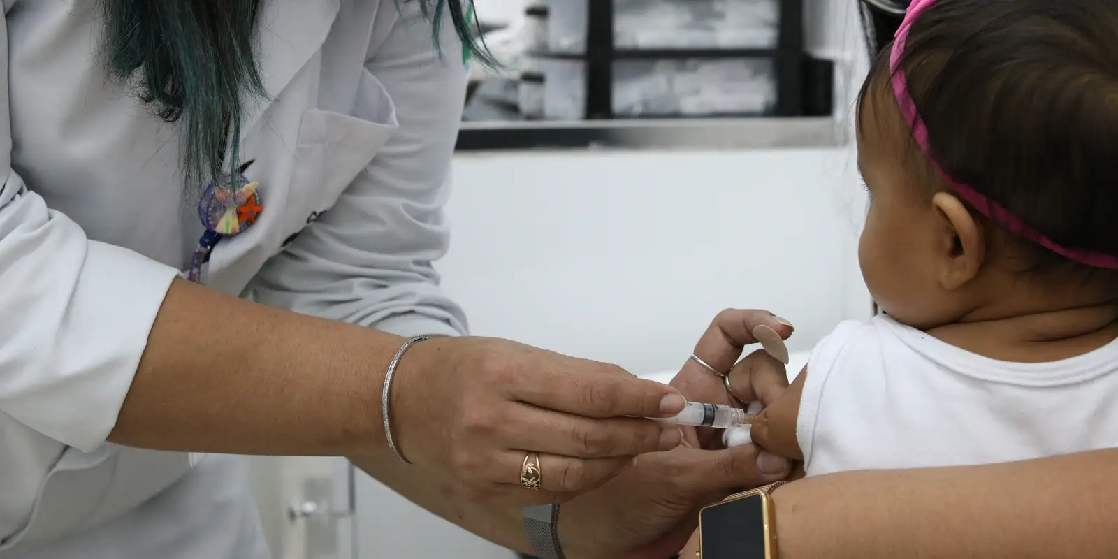 Unicef 13, 5 milhões de crianças não recebem vacina no 1° ano de vida