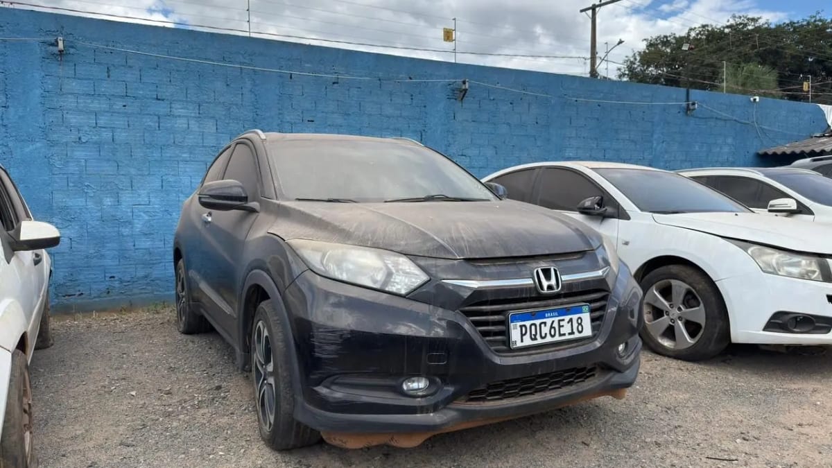 TJGO leiloa 417 veículos apreendidos com Corvette, BMW, Hilux SW4 e Civic Hybrid