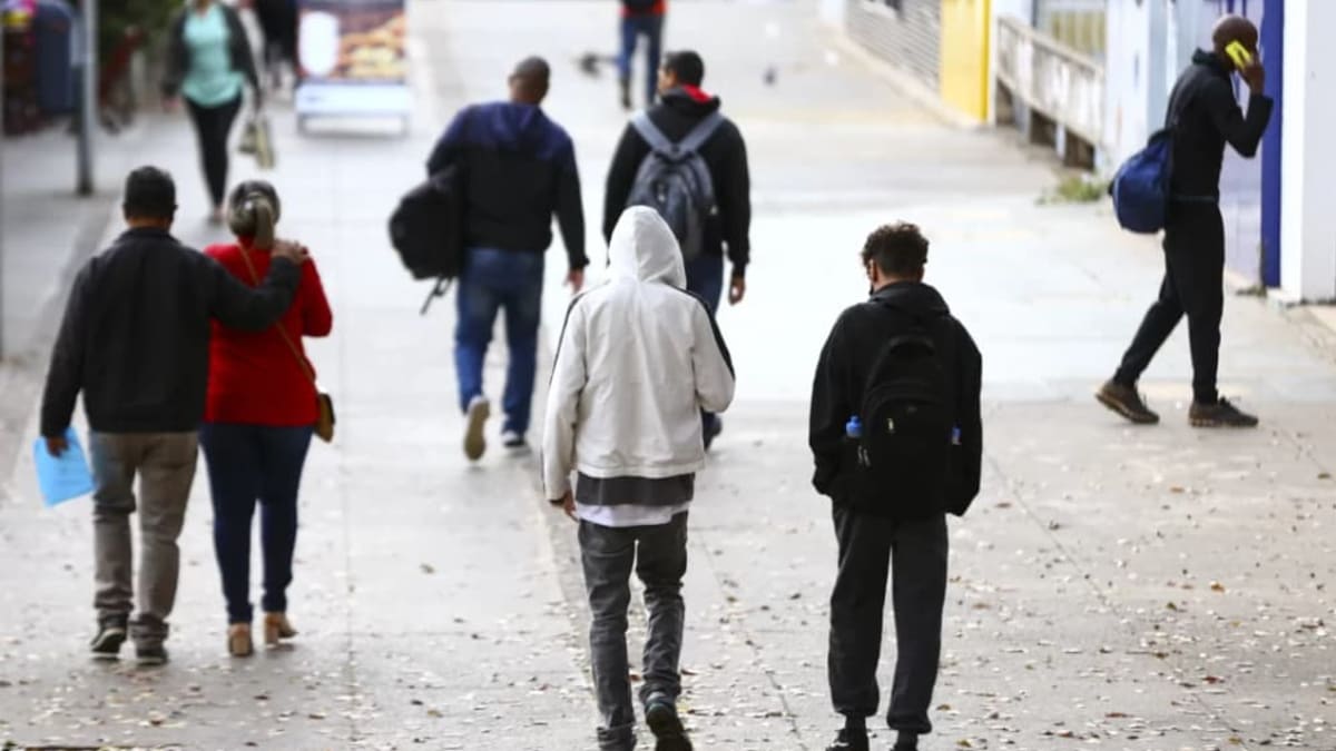 Frio avança em Goiás e derruba temperaturas; mínima chega a 10°C no interior
