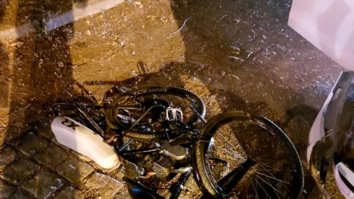 Ciclista fica ferido em acidente na BR-470, em Ascurra