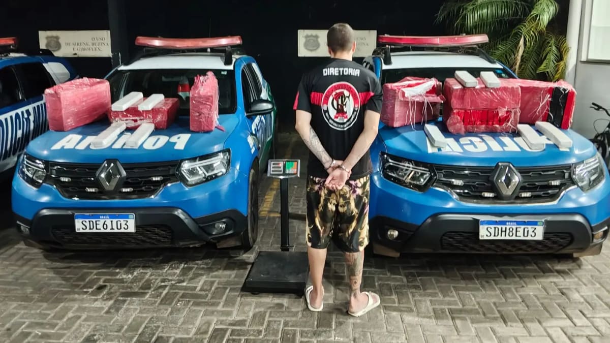 Homem foragido é preso com 162 tabletes de maconha em Goiânia