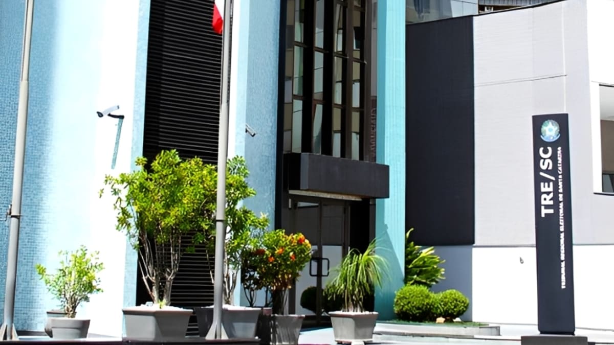 TRE-SC suspende pesquisa do Instituto Mapa sobre eleições em Santa Catarina
