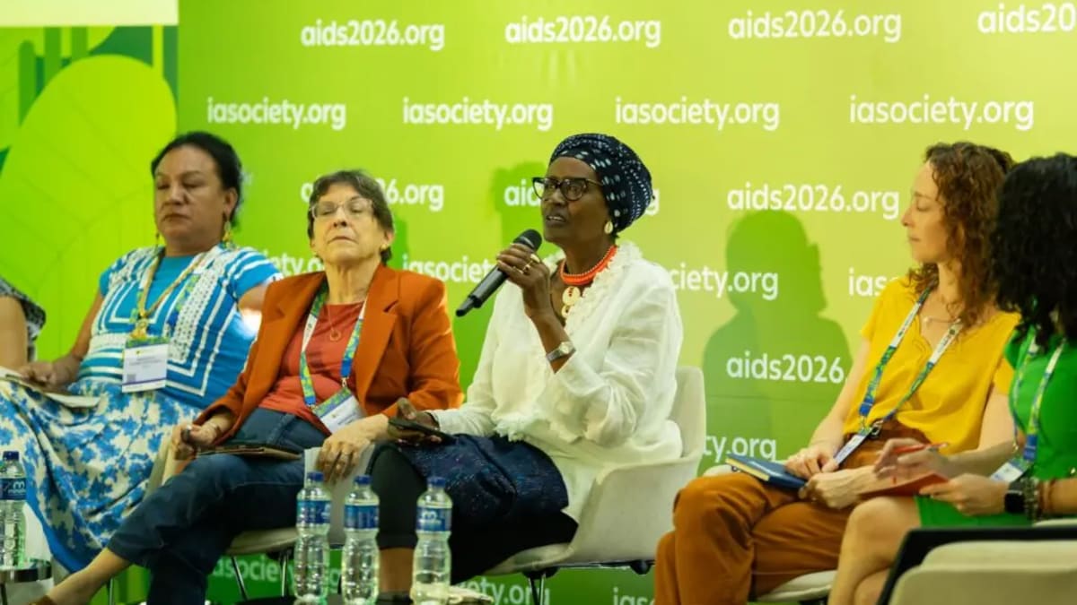 Brasil registra aumento no acesso a medicamentos de prevenção ao HIV, mas financiamento global preocupa