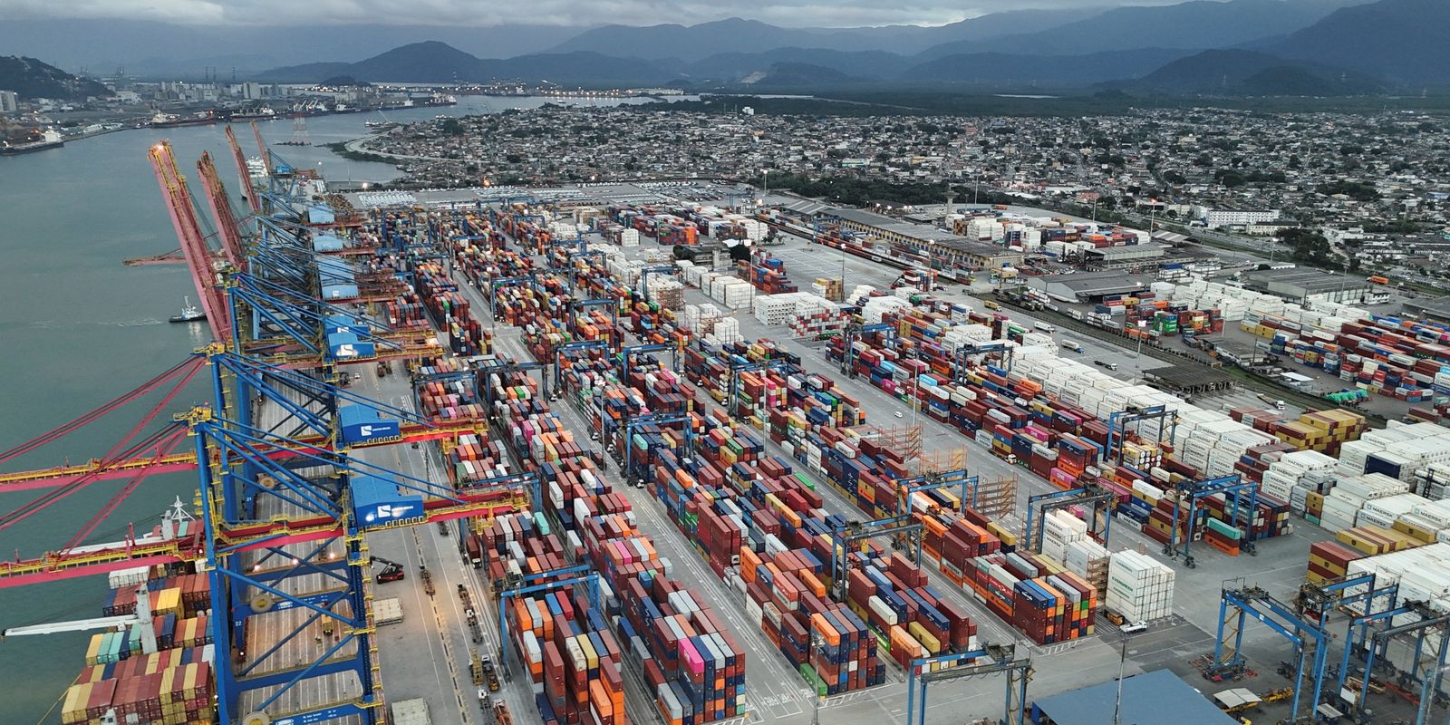 Exportações brasileiras batem recorde histórico em junho