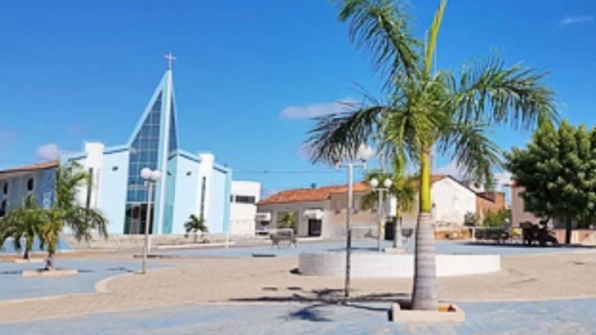 Denúncias apontam irregularidades em contratos e acúmulo de cargos na Prefeitura de Malhada
