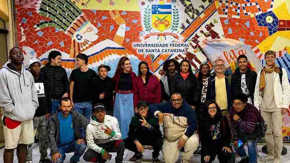 Florianópolis oferece matrículas online para Educação de Jovens e Adultos