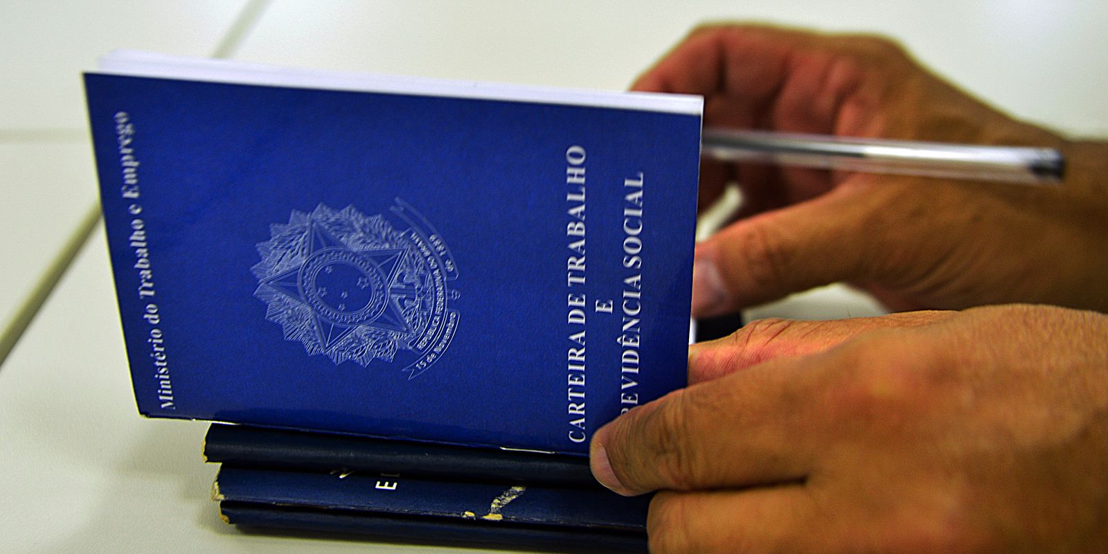 Brasil registra saldo positivo de empregos em junho
