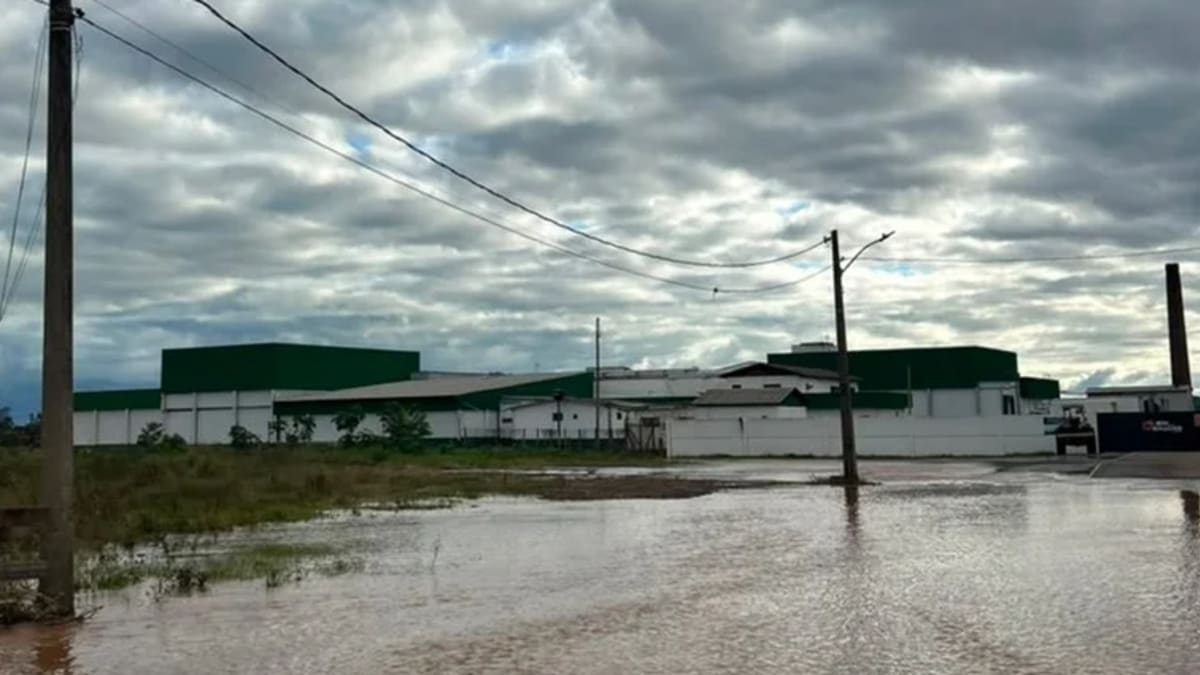Alerta de enchentes atinge municípios do Rio Grande do Sul com alagamentos e desabrigados
