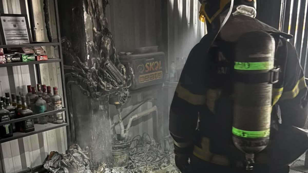 Princípio de incêndio atinge sede da torcida Os Tigres em Criciúma