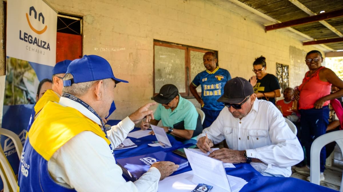 Parceria acelera regularização fundiária no Rio de Janeiro com emissão de 80 mil títulos até o fim do ano