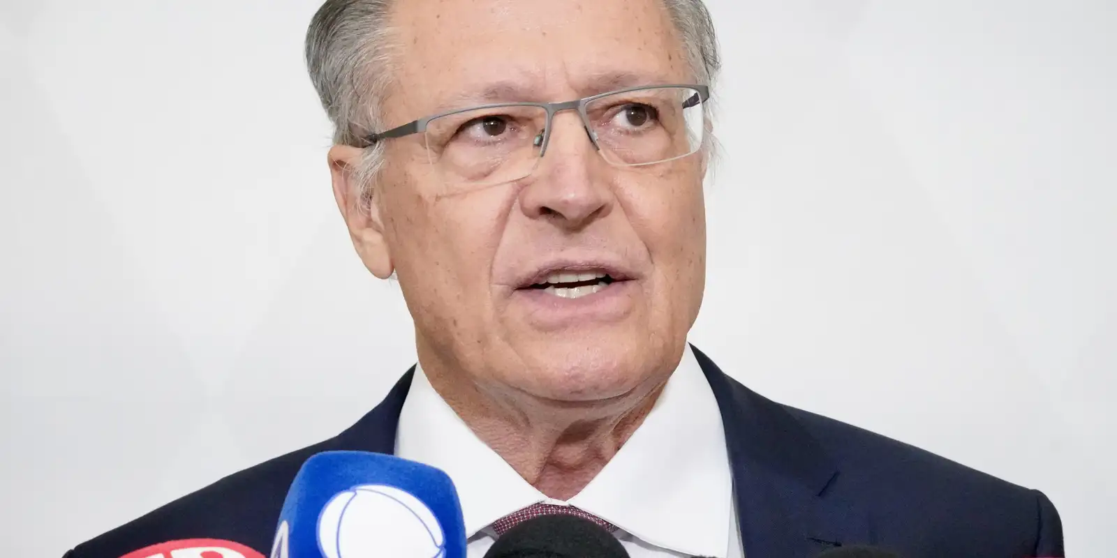 PSB oficializa apoio à reeleição de Lula e Alckmin