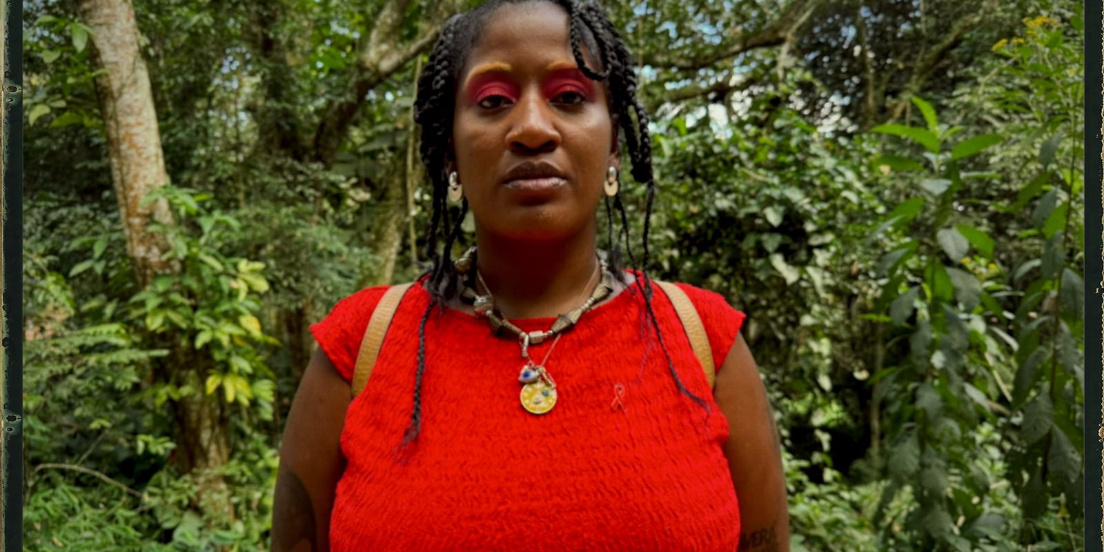 Micaela Cyrino transforma vivência com HIV em arte e militância